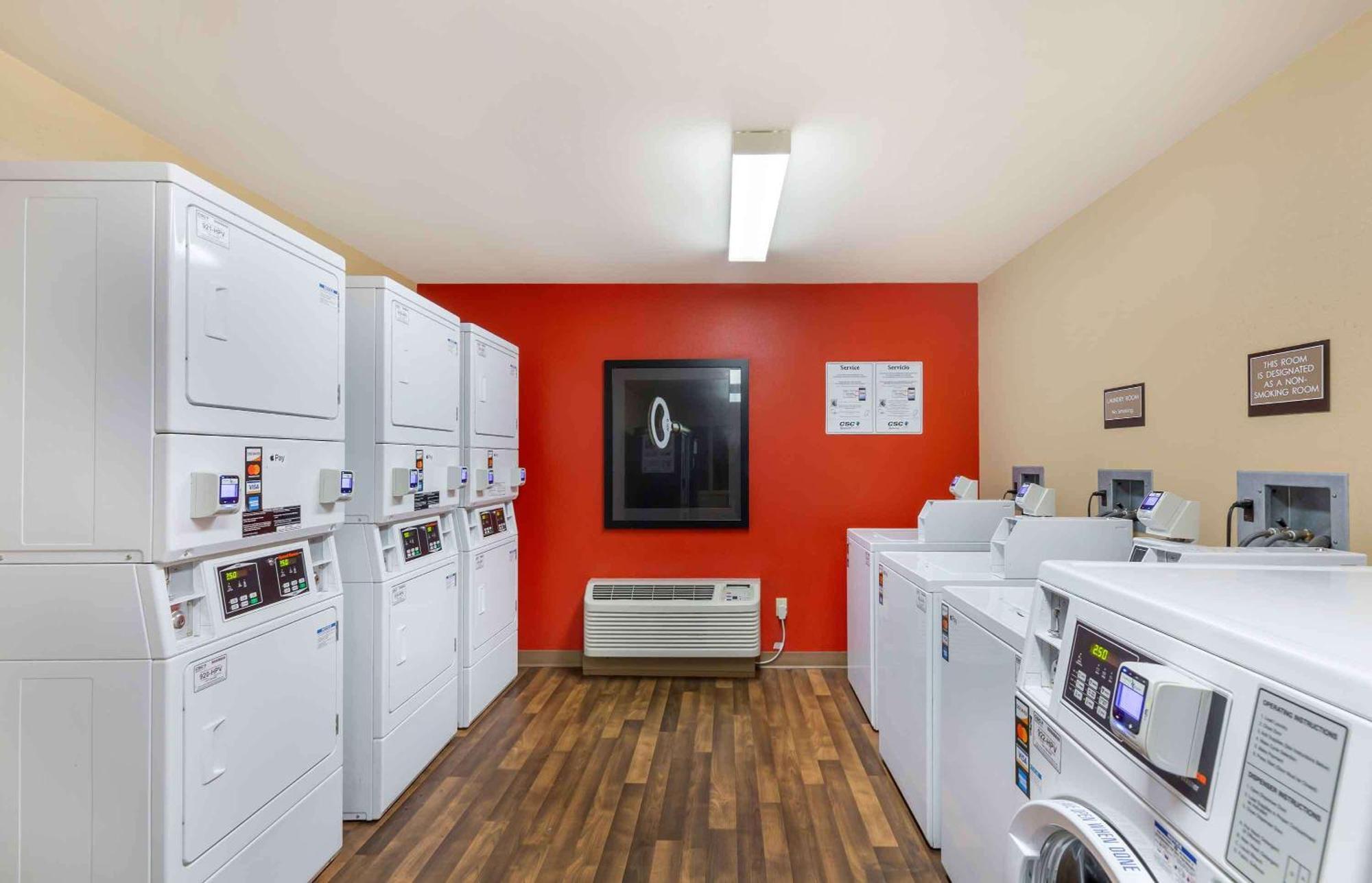 Extended Stay America Suites - Cleveland - Brooklyn Buitenkant foto