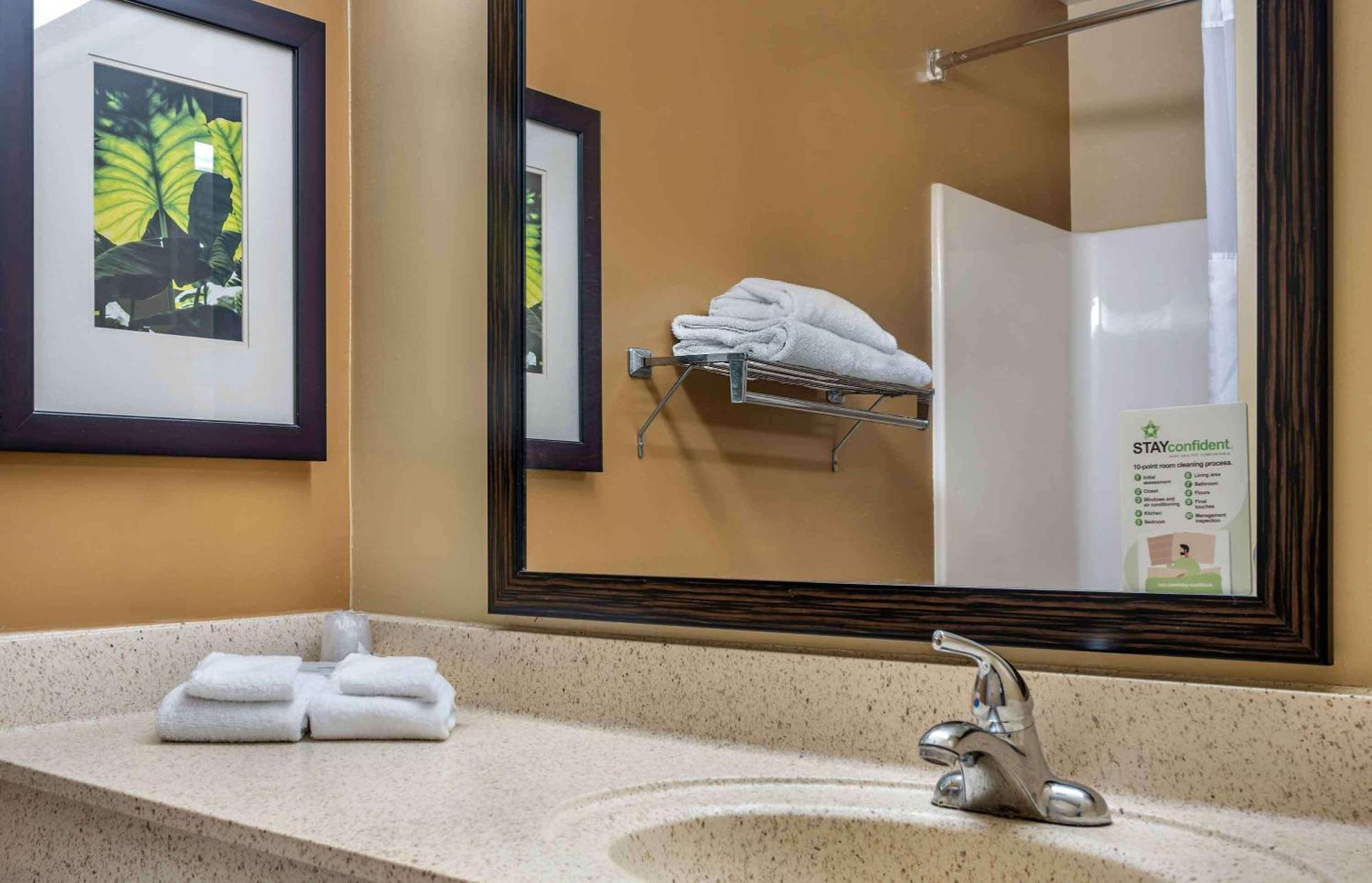 Extended Stay America Suites - Cleveland - Brooklyn Buitenkant foto