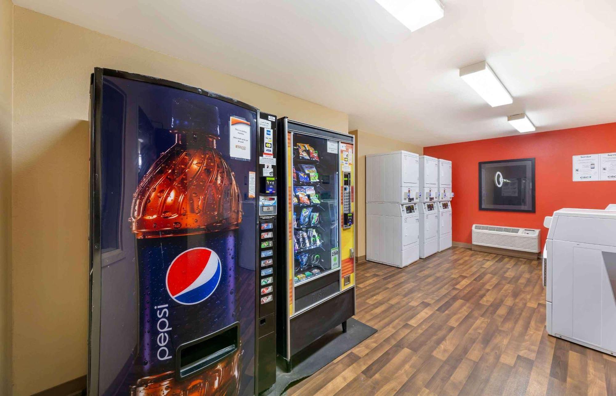 Extended Stay America Suites - Cleveland - Brooklyn Buitenkant foto