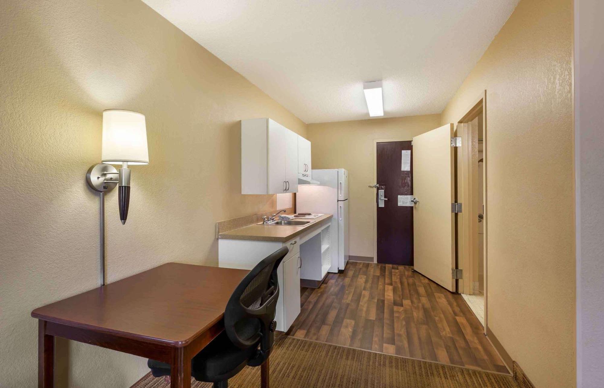 Extended Stay America Suites - Cleveland - Brooklyn Buitenkant foto