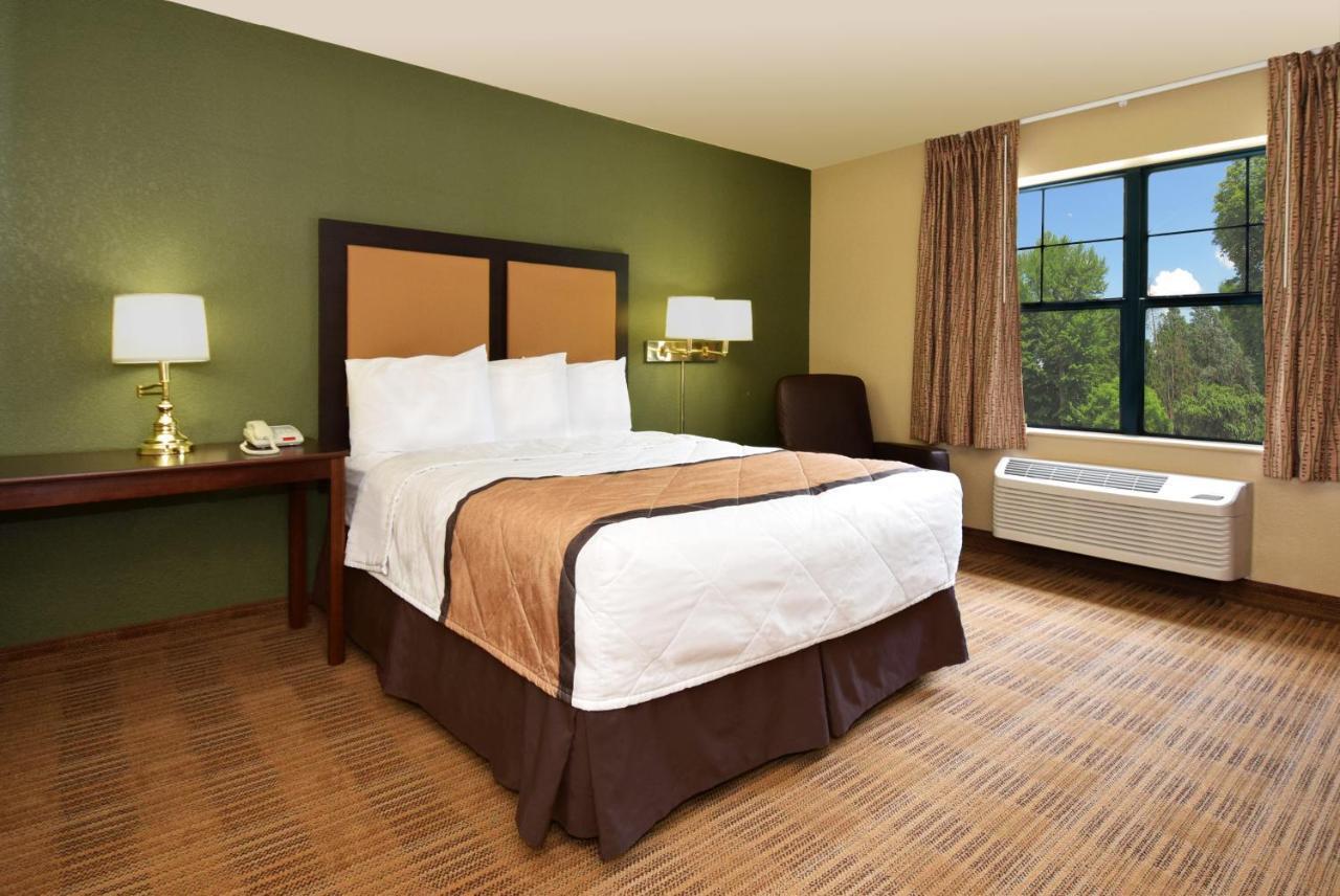 Extended Stay America Suites - Cleveland - Brooklyn Buitenkant foto