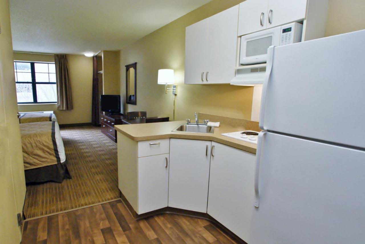 Extended Stay America Suites - Cleveland - Brooklyn Buitenkant foto