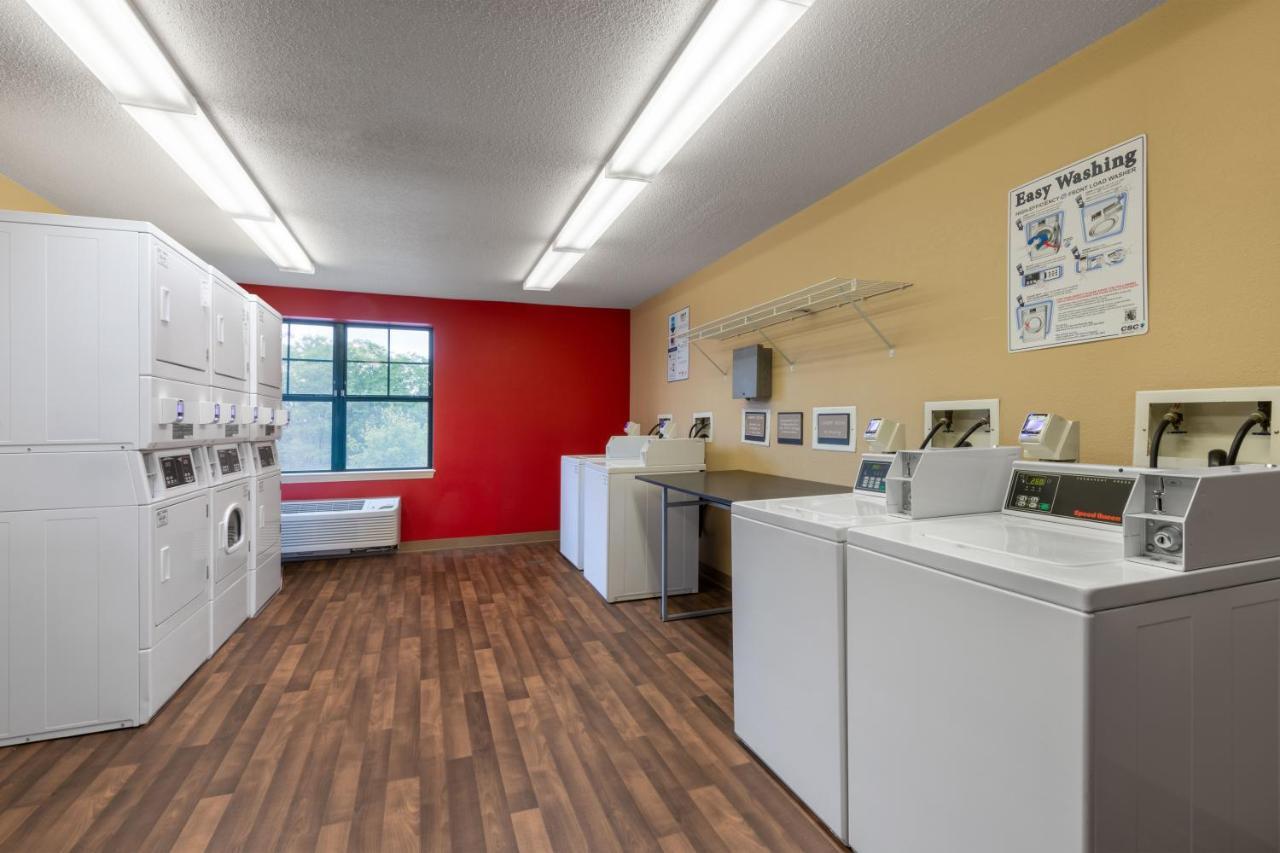 Extended Stay America Suites - Cleveland - Brooklyn Buitenkant foto